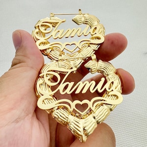 Orecchini a cerchio in bambù a forma di cuore personalizzati, orecchini con nome in oro, orecchini personalizzati, orecchini a cerchio in oro con nome, orecchini a cerchio grandi, regali di gioielli fatti a mano, regali per la mamma