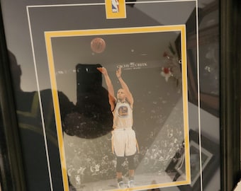 NBA Golden State Warriors Steph Curry 8x10 photo framed