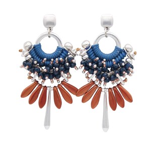 COROMORO pendientes largos de cuentas azules y cobre de inspiración floral