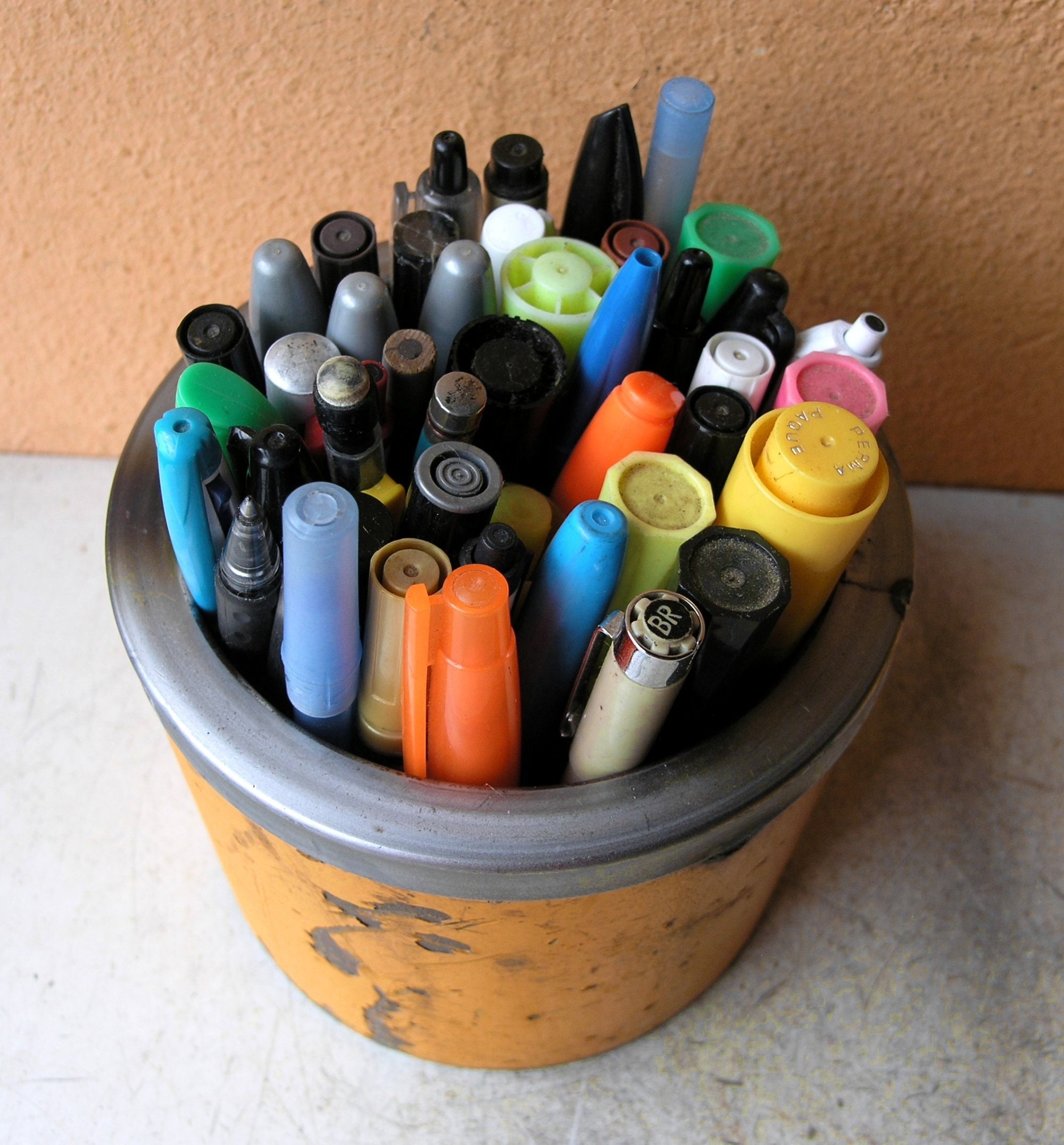 yellow pen holder