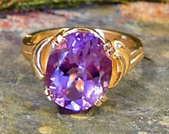 Amethyst Solitaire Ring in 14 Kt Solid Gold ~ 4.37ct Faceted Bolivian Amethyst ~ February Birthstone - size 7