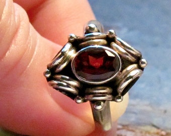 Scallop Edged Garnet Ring ~ January Birthstone Ring ~ Sterling Silver Statement Ring ~ Blood Red Garnet Ring - Size 7 or 9