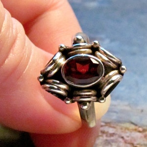 Scallop Edged Garnet Ring ~ January Birthstone Ring ~ Sterling Silver Statement Ring ~ Blood Red Garnet Ring - Size 7 or 9