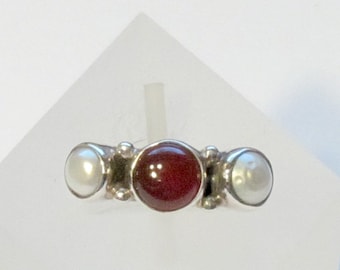 Pearl and Carnelian Ring ~ Bezel Set 7mm Carnelian Cabochon with Two 6mm Freshwater Pearls ~ Sterling Silver Multistone Ring - Size 8