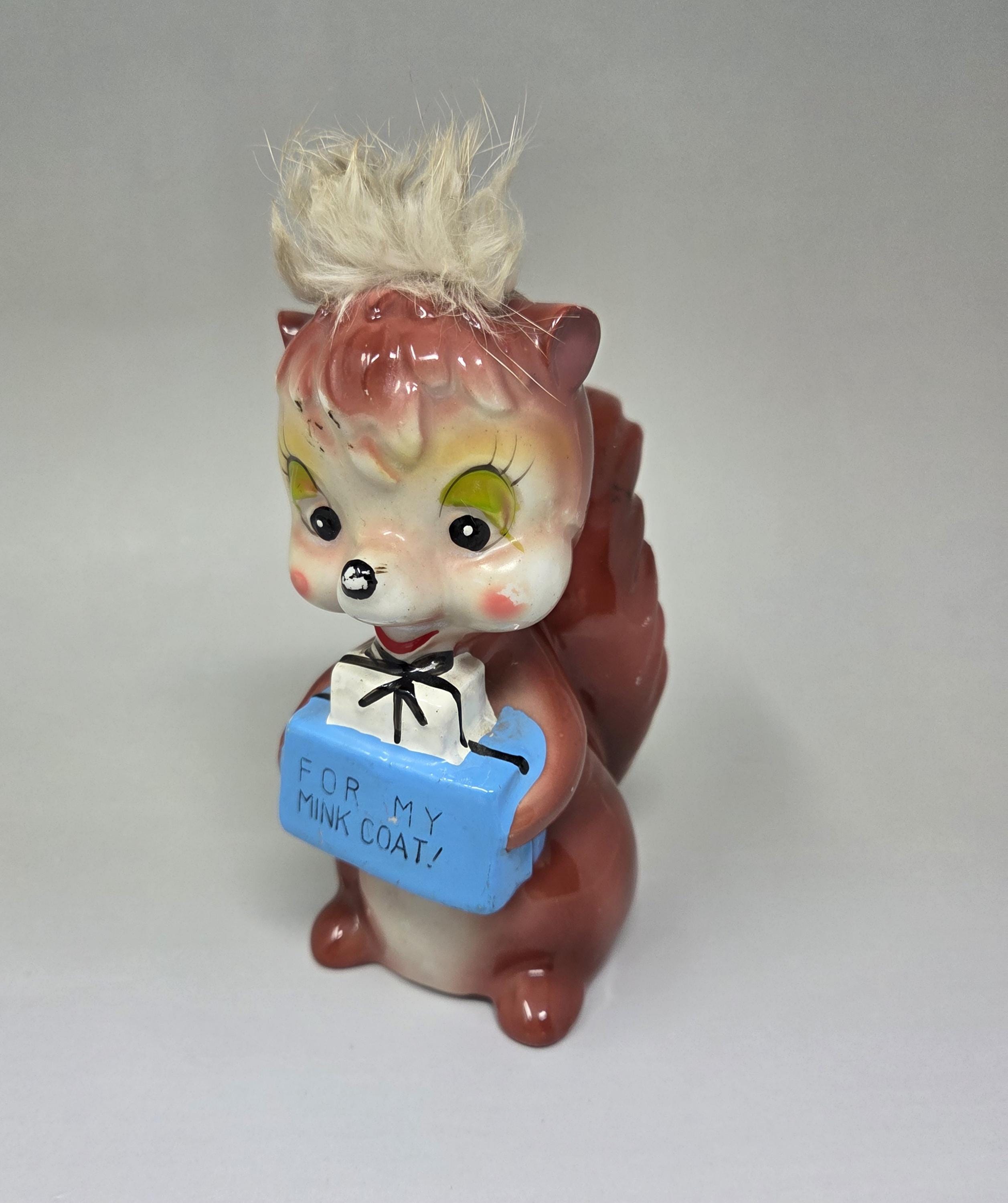 Squirrel Ceramic Coinbank / リス 貯金箱 Smiley Squirrel Ceramic Coin Bank – Handcrafted Woodland