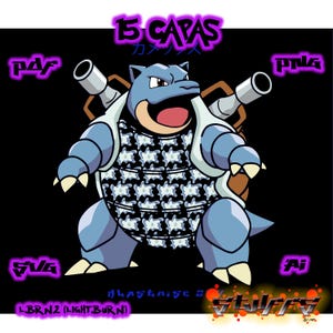 Puede incluir: Ilustración digital de un personaje Blastoise azul con dos cañones en la espalda. La imagen incluye texto en varios colores y formatos, incluyendo "15 CAPAS" y abreviaturas de tipo de archivo como "PDF" y "PNG". El personaje está sobre un fondo negro.