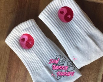 Grip Socks - Valentine's Day Embroidered socks for Pilates, Yoga, Barre, Lagree - Comfortable and stylish grip socks, Valentine's Day Grippy