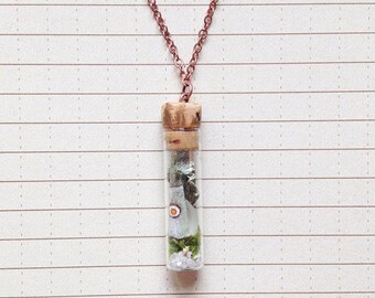 Terrarium Necklace with Butterfly Wing - Glass Vial