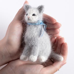 Kitten knitting pattern, Cat knitting pattern, PDF knitting pattern