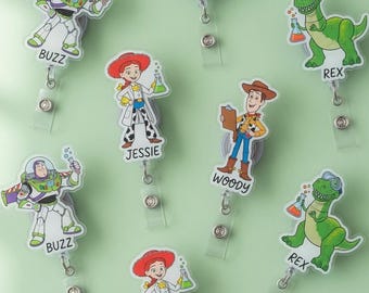 Porta badge a scomparsa di Toy Story, porta badge con personaggi dei cartoni animati, porta badge per infermieri Disney, regalo di ringraziamento per insegnanti a tema Toy Story, badge retrattile