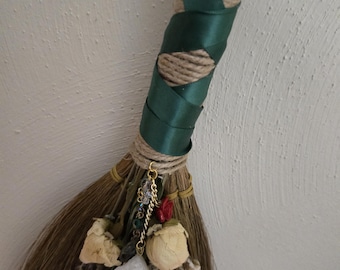 Med Dried flower Cinnamon Broom