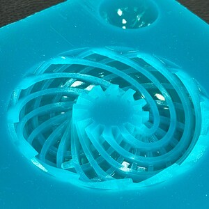 3Dロダンコイルシリコンモールド：表面を滑らかにしたPEMF鋳造モールド - 鏡面仕上げ 画像 6