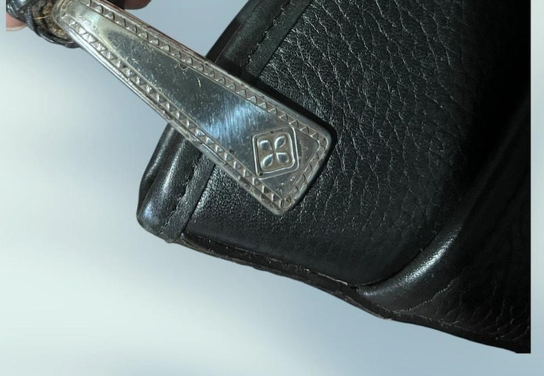 Bolsa de ombro em couro estilo hobo Brighton Gina com alça trançada imagem 7