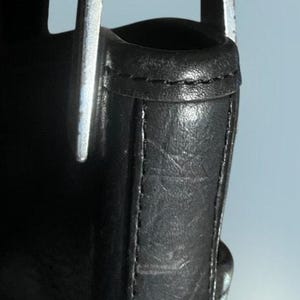 Bolsa de ombro em couro estilo hobo Brighton Gina com alça trançada imagem 6