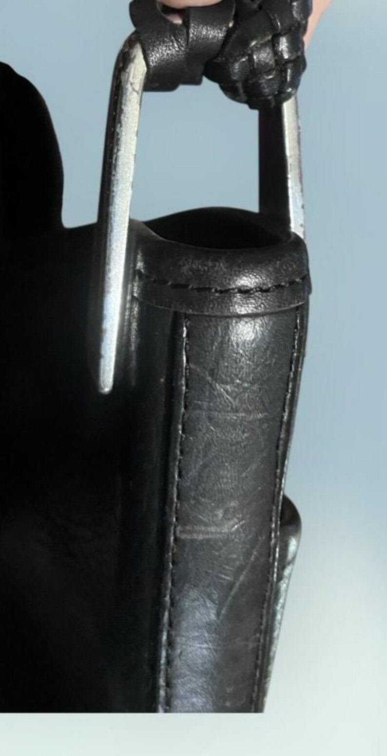 Bolsa de ombro em couro estilo hobo Brighton Gina com alça trançada imagem 6