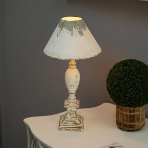 Wooden Base Table Lamp Metal Lampshade Desk Lamp Bedside Night Light Farmhouse Lighting Shabby Chic Decoration Home Decoration Gifts of Her