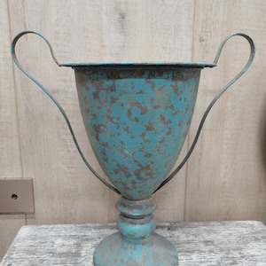 Rustic Flower Pots Vintage Metal Two-Eared Urns Rustic Art Flower Pots Shabby Chic Flower Pots Farmhouse Decor New Home Gifts