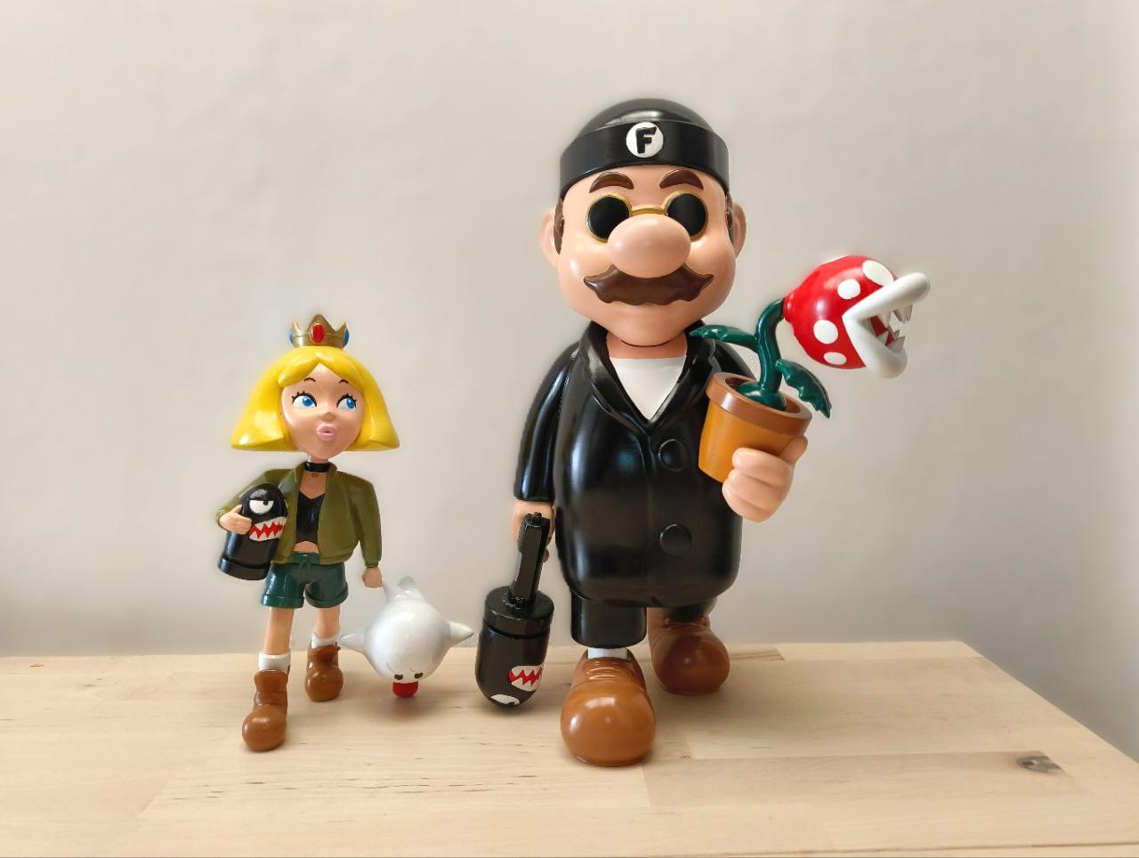 Mario and Peach Super Pro Statue - Léon and Mathilda 38 Cm - Etsy