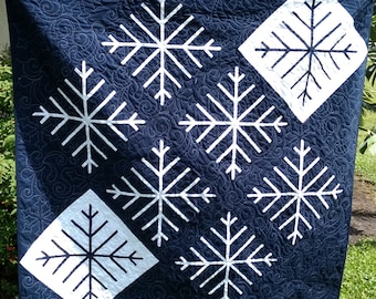 Modern Snowflake Quilt -  Digital Pattern