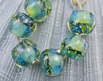 lots of colours Handmade Borosilicate 22k Gold fumed purple Hand faceted Beads 3 sizes