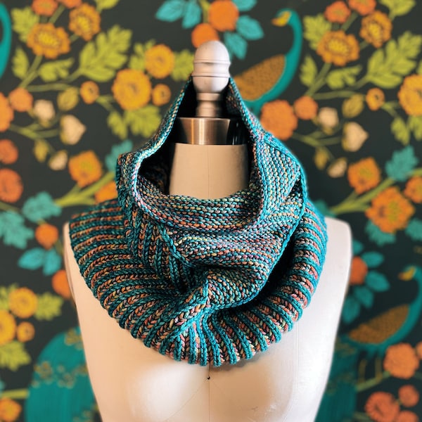 Knitting Pattern PDF x Brioche Pointe Cowl x Cozy x Stylish Neck Warmer x Brioche Knit Cowl x Seamless Knitting Pattern x Boho Chic