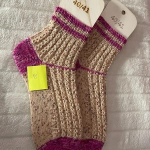chaussettes tricotées à la main