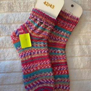 chaussettes tricotées à la main