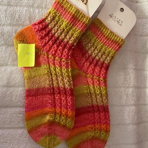 chaussettes tricotées à la main