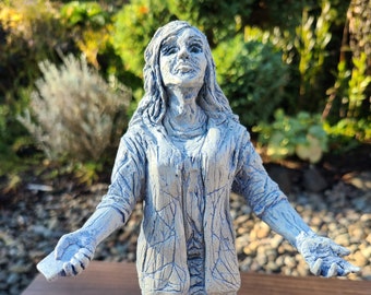 The Redeemer —   Original Stoneware Sculpture [※]