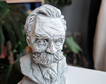 Nietzsche Mini Bust — Hand-carved Statue of German Philosopher Friedrich Nietzsche