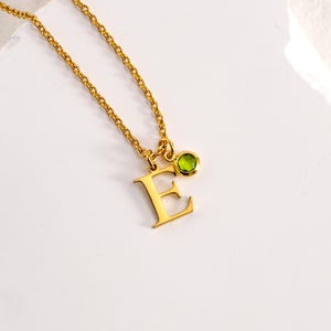 Collar con inicial de piedra de nacimiento, collar con inicial y piedra de nacimiento, collar con letra, collar con piedra de nacimiento, regalo de graduación, regalo de cumpleaños para ella