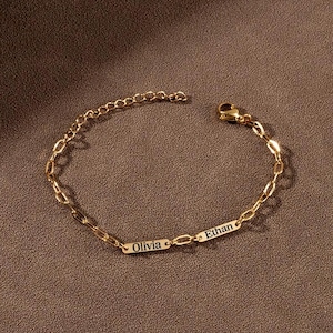 Pulsera de barra personalizada, pulsera con nombre para niños, mini pulsera con barra con nombre grabado, pulsera con nombre y cadena con clip, pulsera delicada, regalo para mamá primeriza