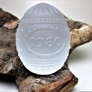 Goebel Crystal Glass EGG Paperweight Easter Ornament Collector Limited Edition Club Member Raised 3D Germany Rare 1980 Plaque Medalion