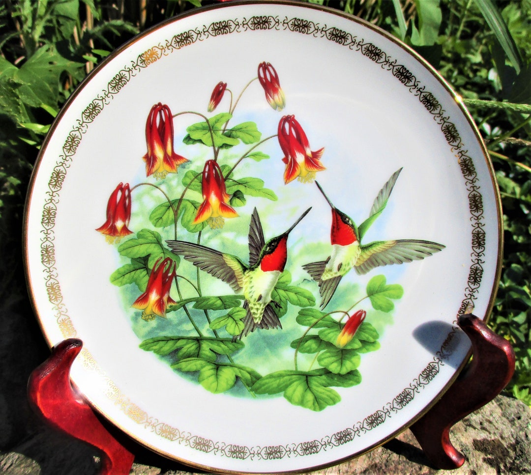 Vintage Jeweled Hummingbird Collector Plate, Hamilton 1988 Gold