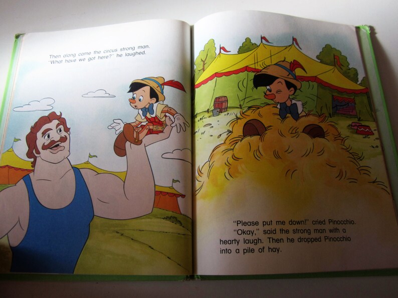 Disney Pinocchio Book Vintage Collectible Beginning Reader 