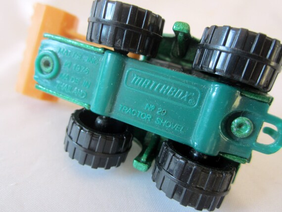 Vintage Toy MATCHBOX #29 Green Yellow Shovel Tractor 1976 Trailer