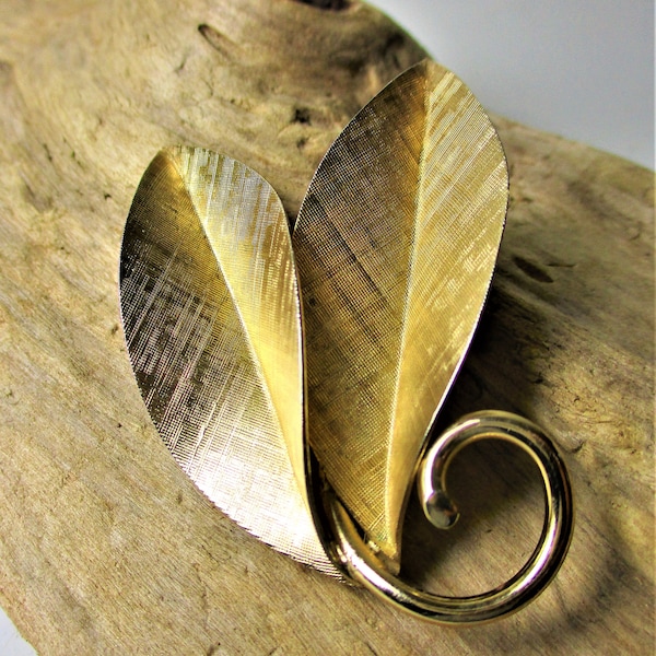 Sterling Silver Napier Leaf Pin Brooch Gold Vermeil Hand Crafted Jewelry Valentine Gift Rare Design DDB7