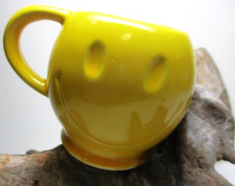 Vintage McCoy Pottery Happy Smiley Face Mug Coffee Cup Yellow 1970s Art Pottery Serving Bowl Raised Handle Dish Round Gift USA Rare Version