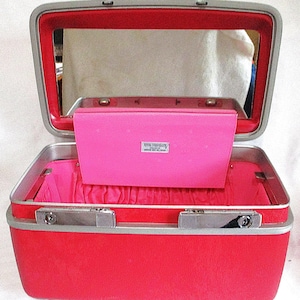 Vintage Royal Traveler Train Luggage Mirror Make-up USA Travel