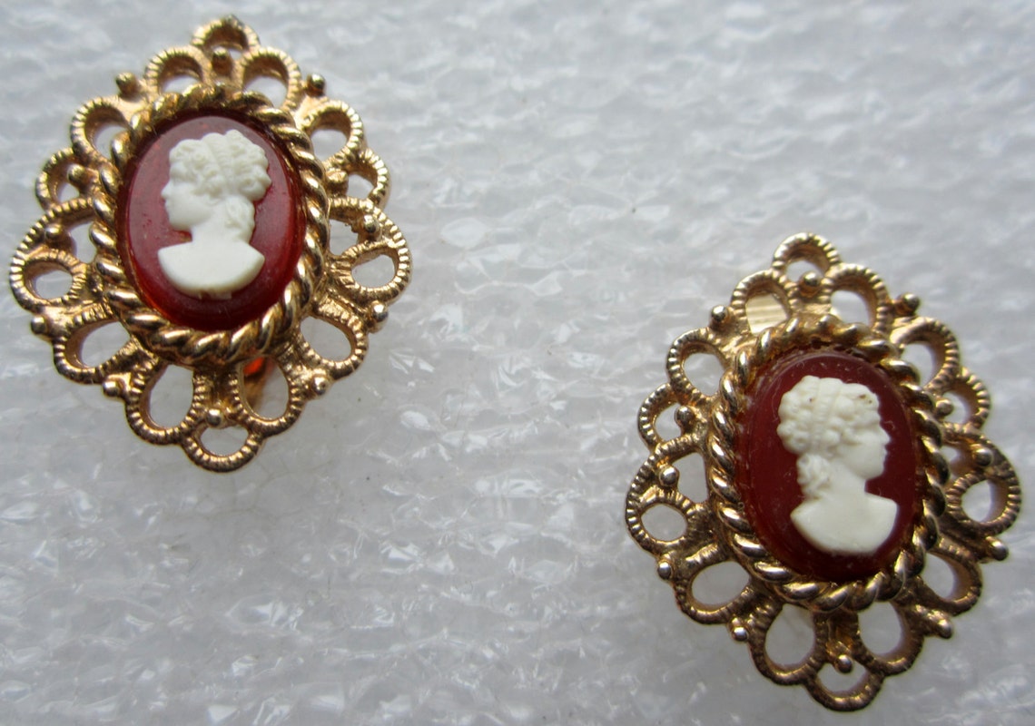 Cameo Clipon Earrings Emmons Vintage Fashion Goldtone Jewelry Etsy