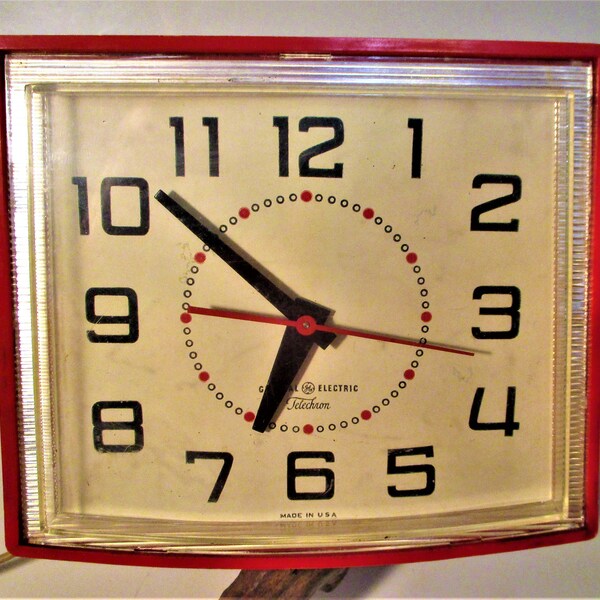 General Electric Telechron Vintage Electric Wall Clock Dark RED Plastic GE USA Square Mid Century Kitchen Home Gift Free Shipping 1950s 60s