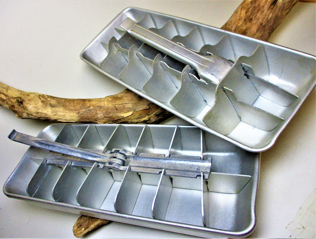 Vintage Kitchen Aluminum Metal Ice Cube Trays,Set 4 Each Tray Features  18---91D