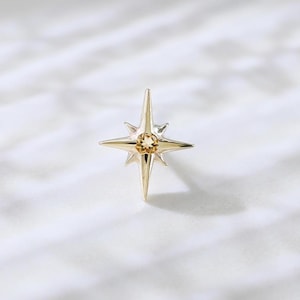 Orecchino Starburst in citrino massiccio oro 14k, piccola stella, pietra preziosa, cartilagine, elica, trago, bottone posteriore piatto, gioielli celestiali, piercing fatto a mano