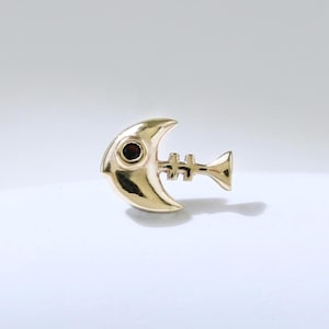 14K massief gouden visgraat zwarte spineloorbel kleine vis edelsteen helix kraakbeen oorlel labret push platte achterkant stud dierlijke piercing sieraden