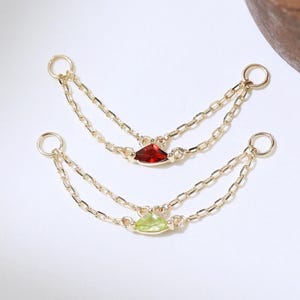Piercing per cartilagine e elica minimalista con pietra preziosa, pendente a forma di ventaglio in oro massiccio 14 carati, doppio naso a catena, peridoto a catena a conchiglia
