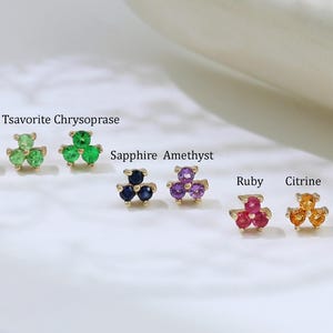 Perno prisionero de oro macizo de 14 quilates con triple gema de peridoto, tsavorita y crisoprasa, zafiro, amatista, piercing para cartílago, rubí, citrino, granate, parte trasera plana.