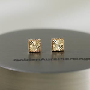14K Solid Gold Square Vintage Earring Hammered Minimalist Flat Stud Cartilage Helix Conch Tragus Push Back Piercing Threadless Jewelry