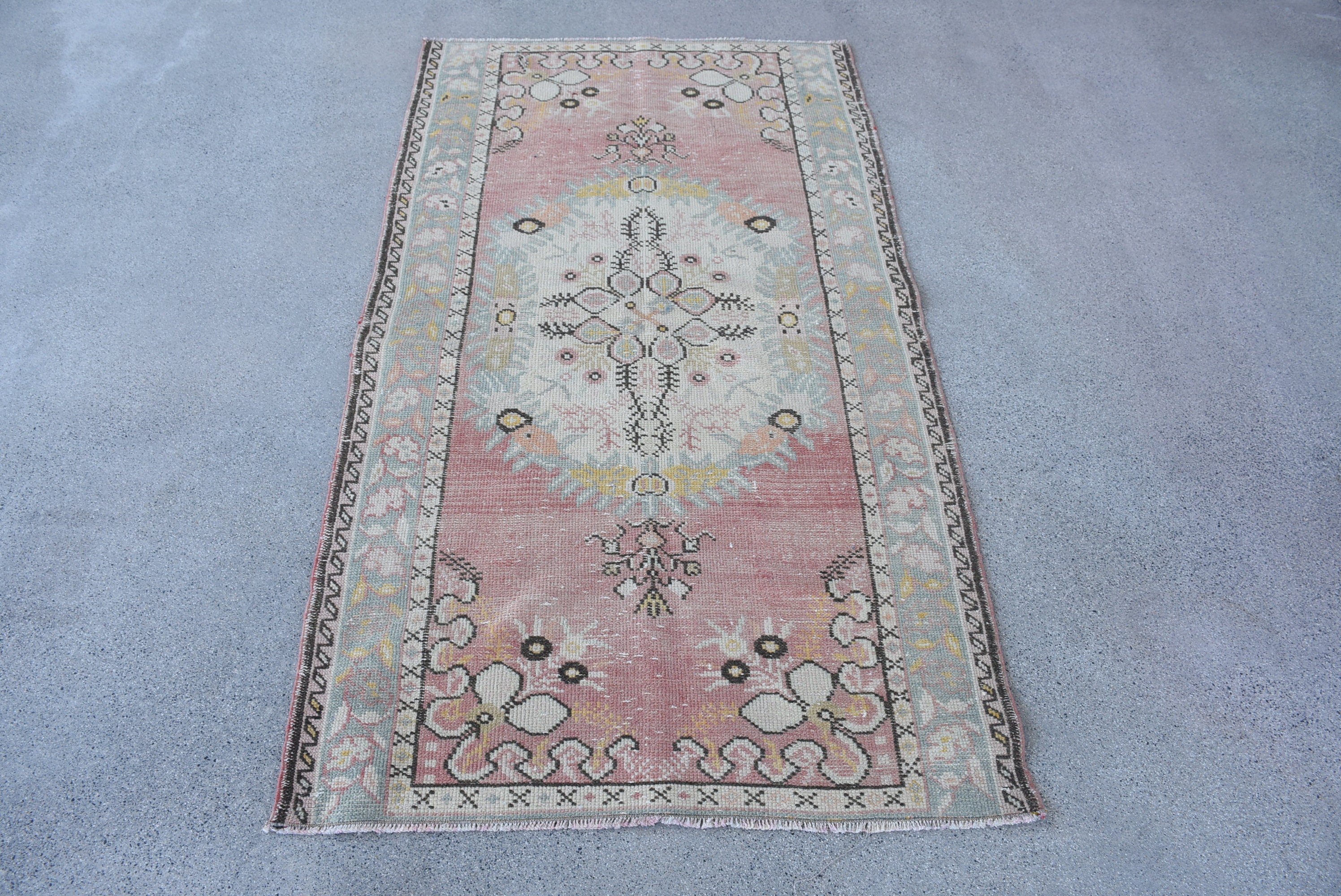 ヴィンテージ Guneyラグ Guney rug - Etsy 日本