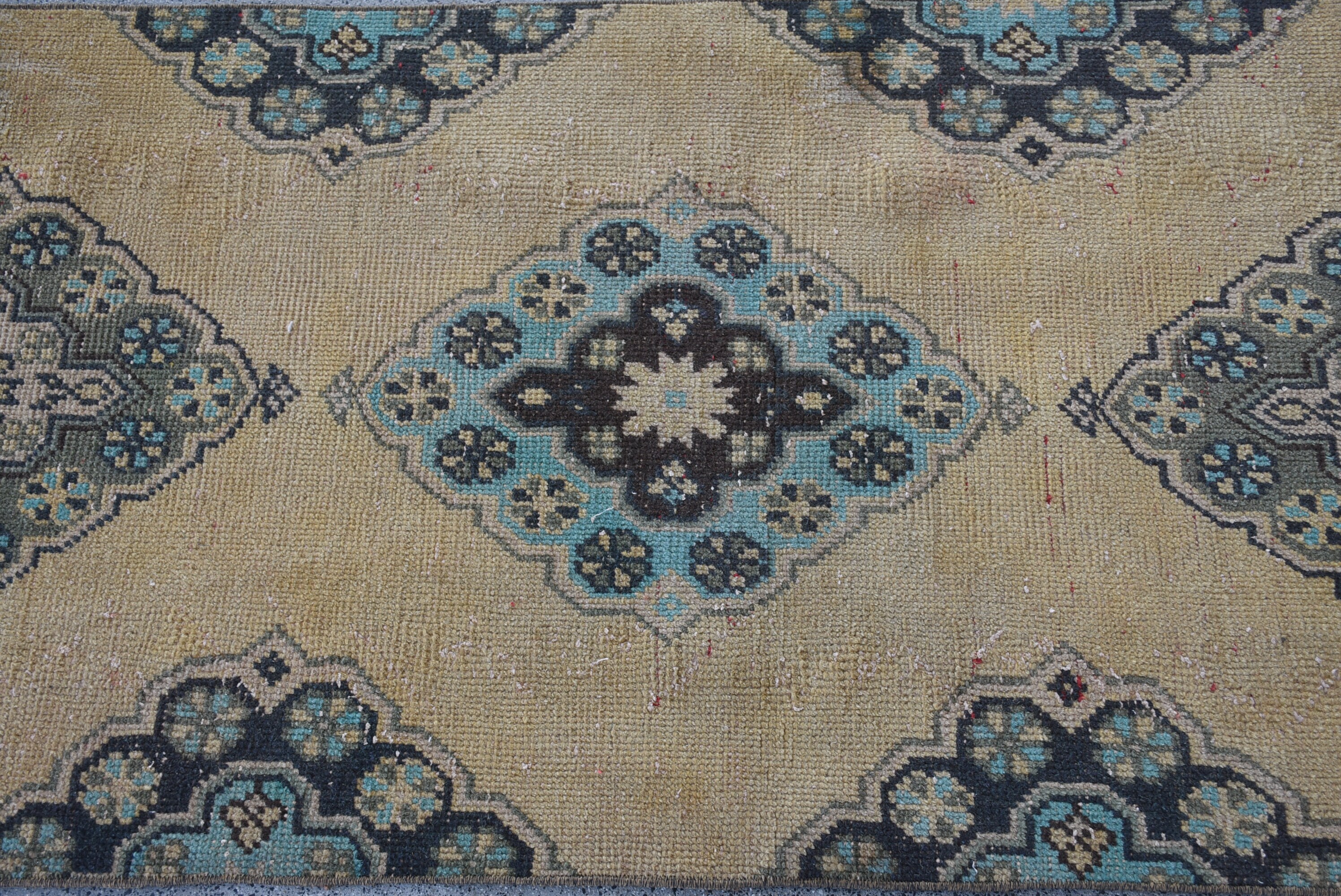 ブルーデイジーページ138×231 メダリオントルコヴィンテージラグ ブルーデイジーページ138×231 メダリオントルコヴィンテージラグ