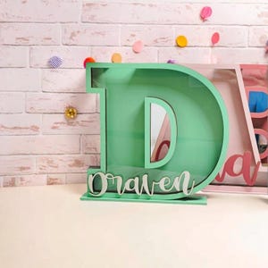 Alcancía personalizada, alcancía con letras iniciales del alfabeto, alcancía con letras personalizadas, alcancía de madera, regalos de cumpleaños para bebés personalizados